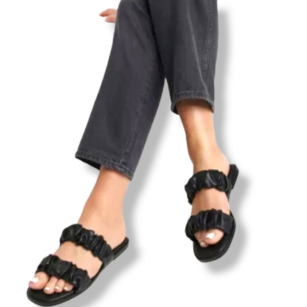 #461 New Black Strap Ruched Sandals Flats Women's Size 11 Shoes Slip-Ons